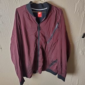Vintage Nike men’s windbreaker jacket Size XXL maroon